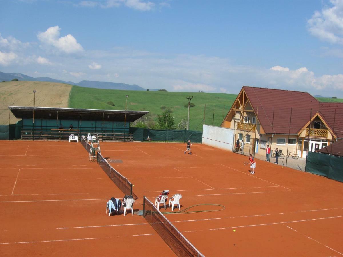 Penzion Brejk Liptovske Sliace Exterior foto
