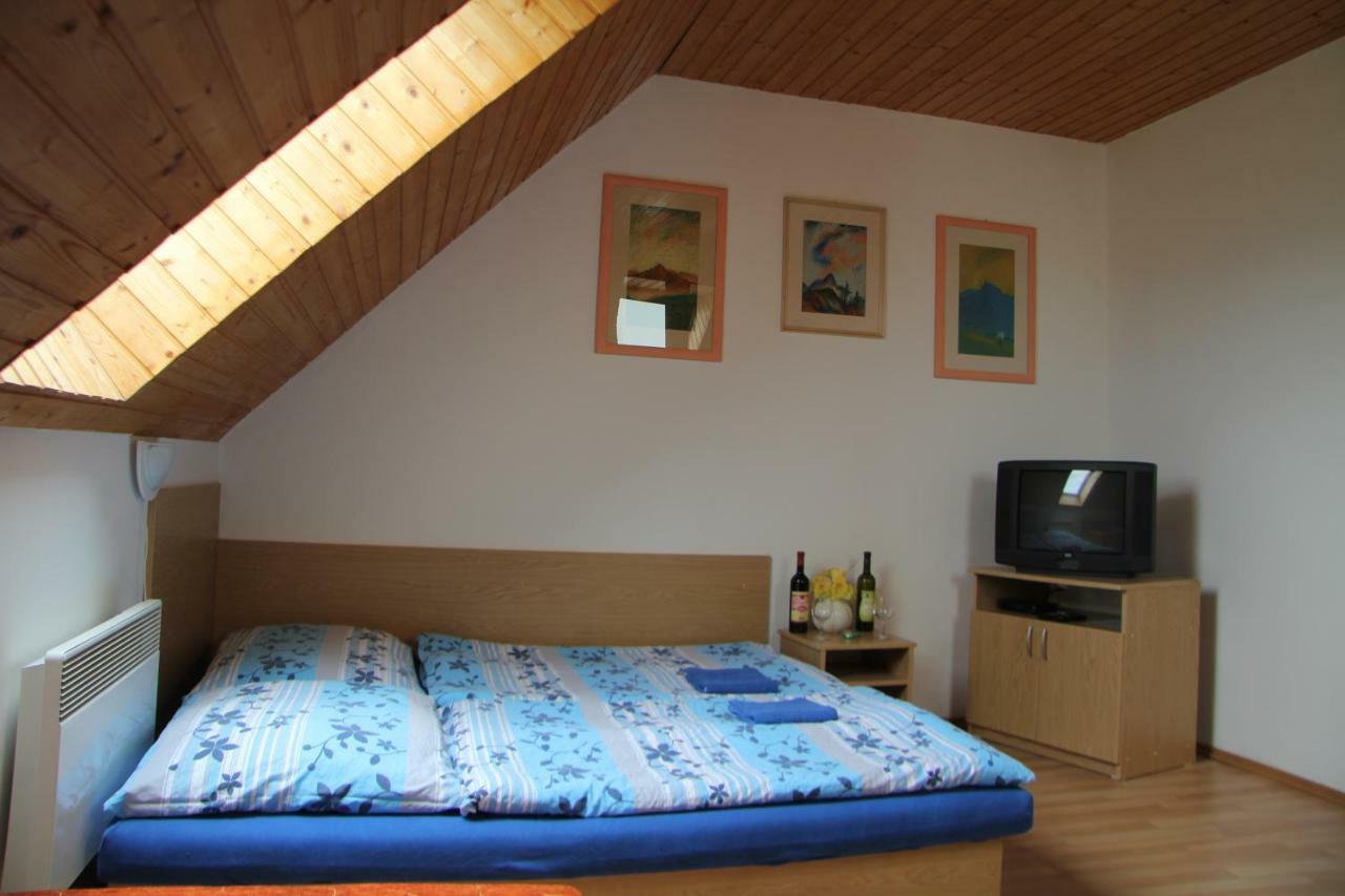 Penzion Brejk Liptovske Sliace Exterior foto